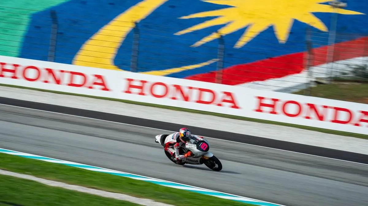 Hasil Moto3 Malaysia: Hakim Danish Ketiga, Veda Ega Posisi Delapan