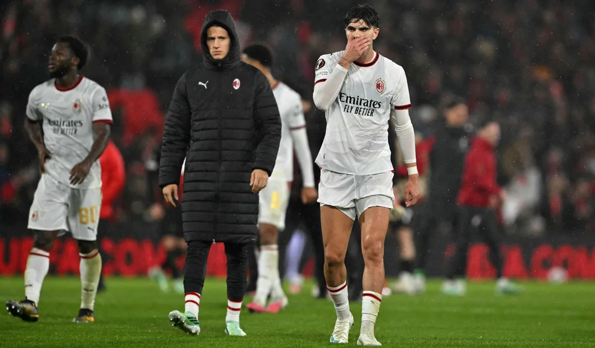 Menengok Kemunduran AC Milan: Runtuhnya Raksasa Italia di Eropa