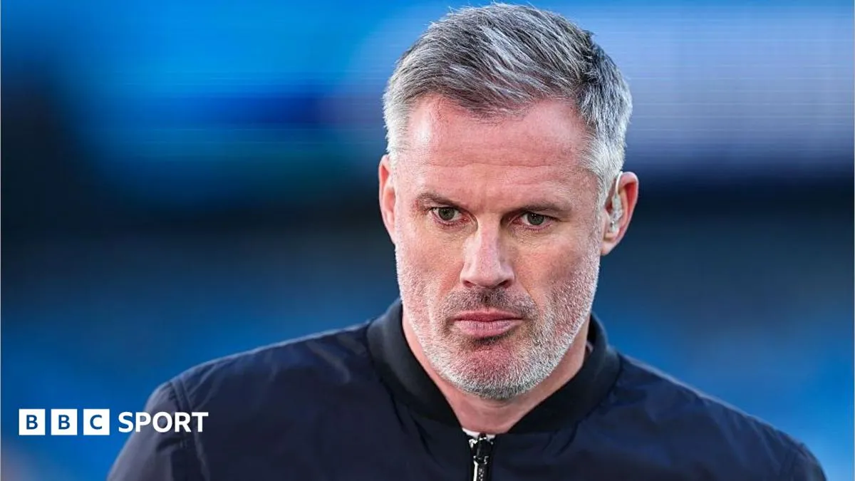 Jamie Carragher Minta Maaf Usai Sebut Aston Villa Bukan Man United