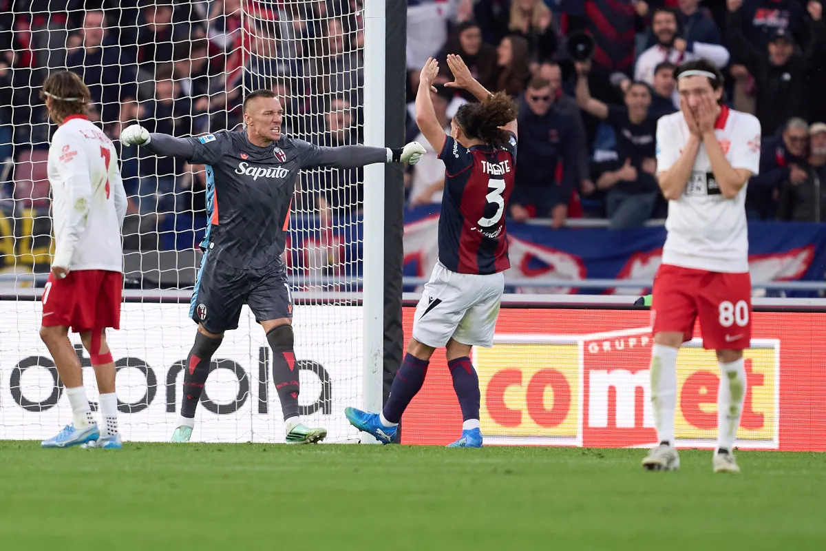 Bologna vs Monza 2-1: Skorupski Jadi Pahlawan Kemenangan Ketiga Beruntun