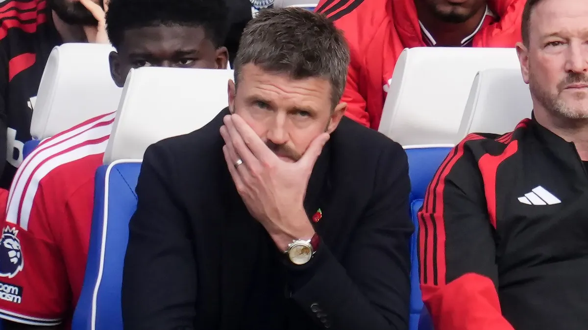 Michael Carrick Hadapi Tekanan Berat Usai Manchester United Tumbang