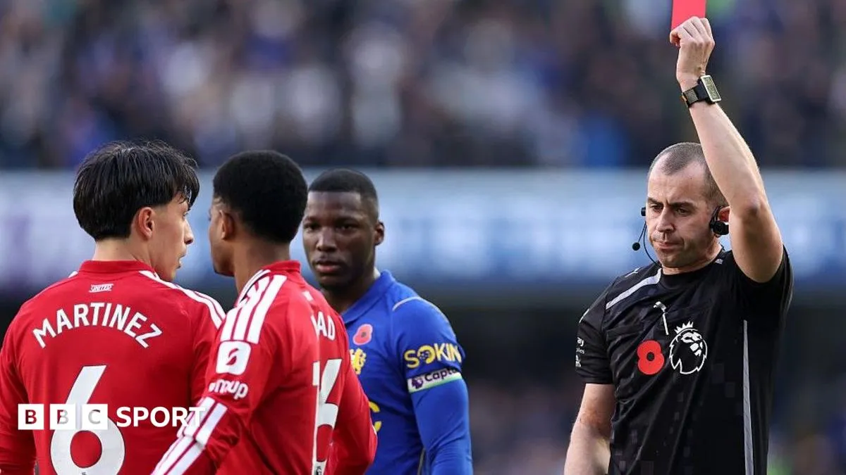 Blunder Fatal Lisandro Martinez Hancurkan Asa Manchester United
