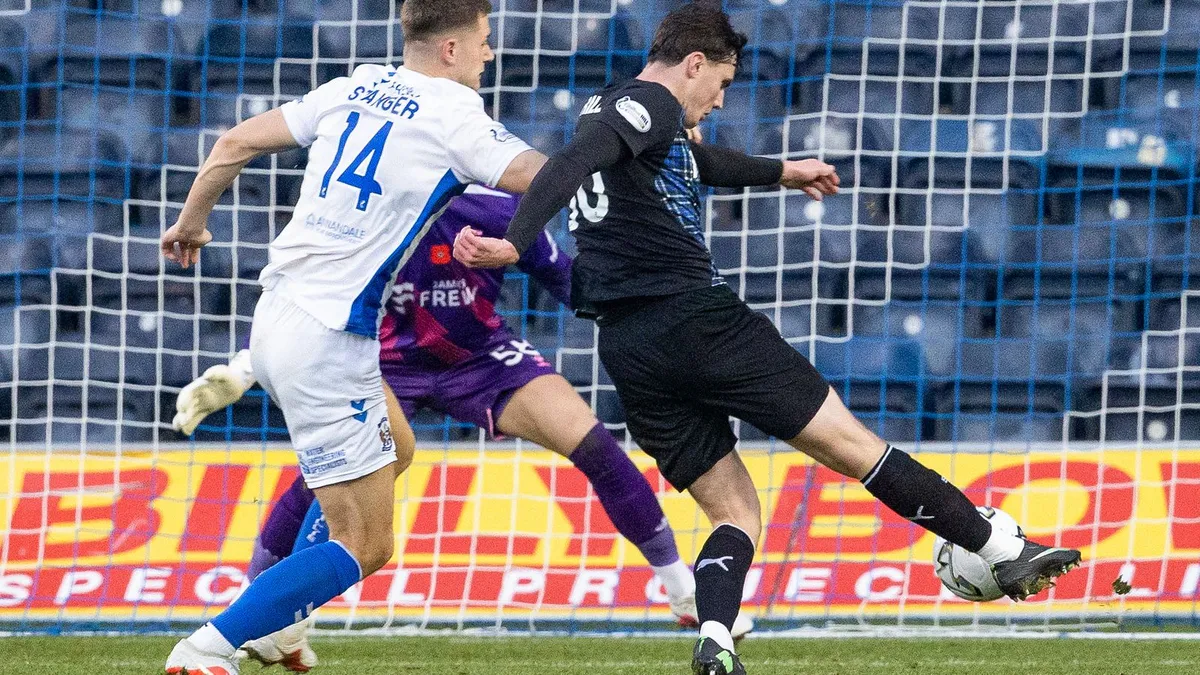 Drama 4 Gol di Rugby Park, St Johnstone Curi Poin Meski 10 Pemain
